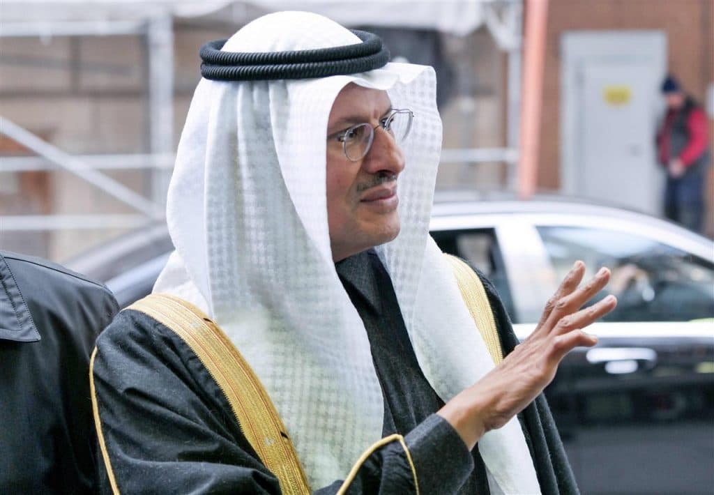 أوبك تبحث خفض الإنتاج بشكل إضافي وسط تباطؤ الاقتصاد العالمي