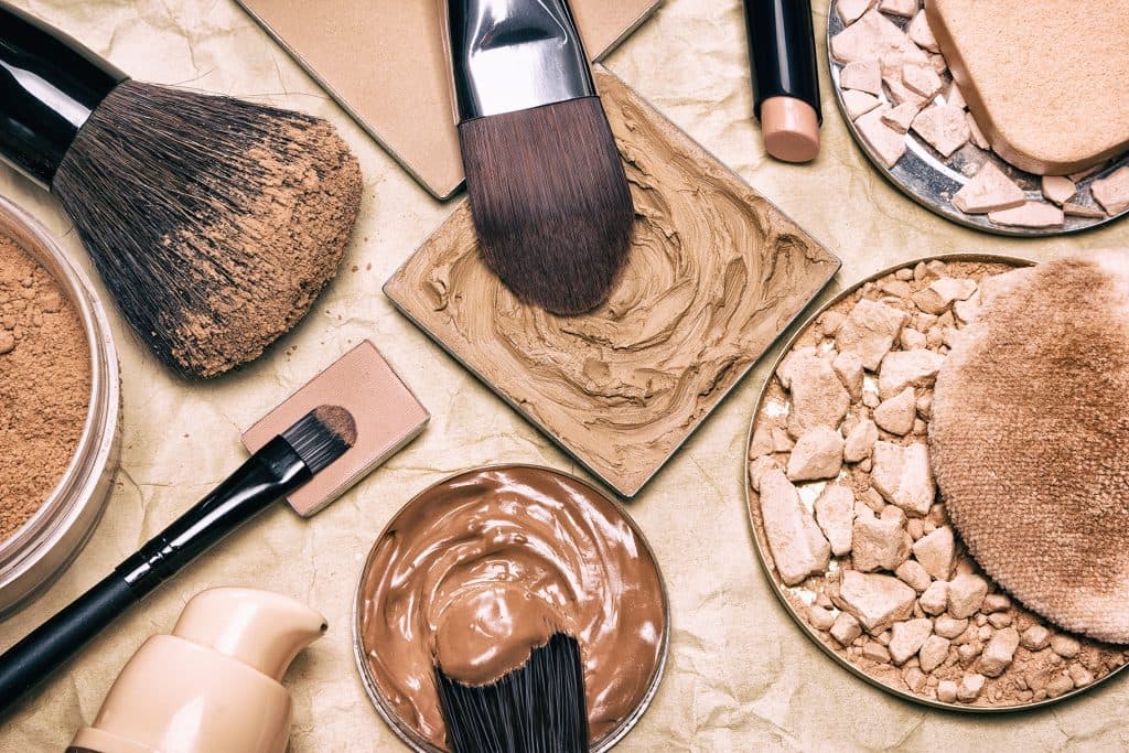 احذري أدوات التجميل: موقع مثالي لأخطر أنواع البكتيريا