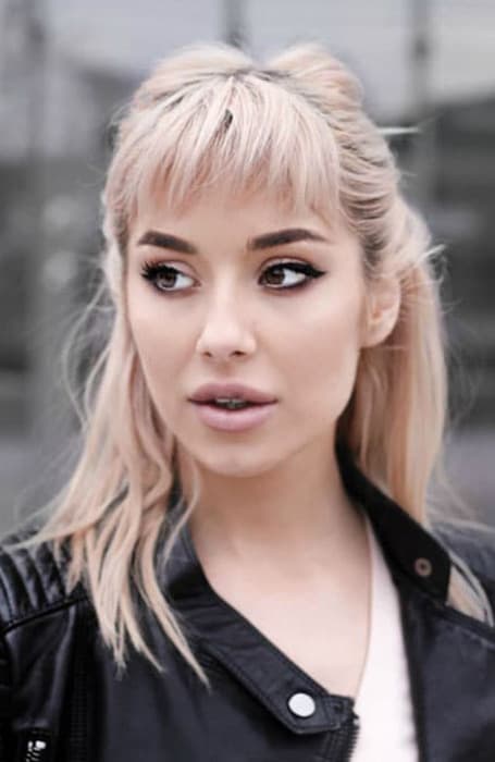 11.-Cute-Bangs-for-Long-Hair