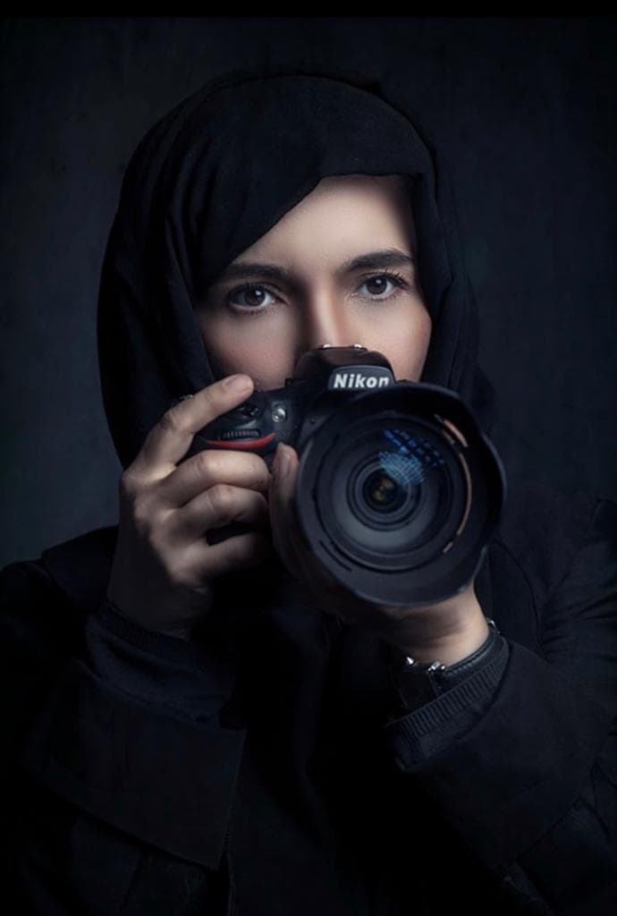 المصورة السعودية يُمن المنلا تحصد جائزة عالمية في التصوير الضوئي