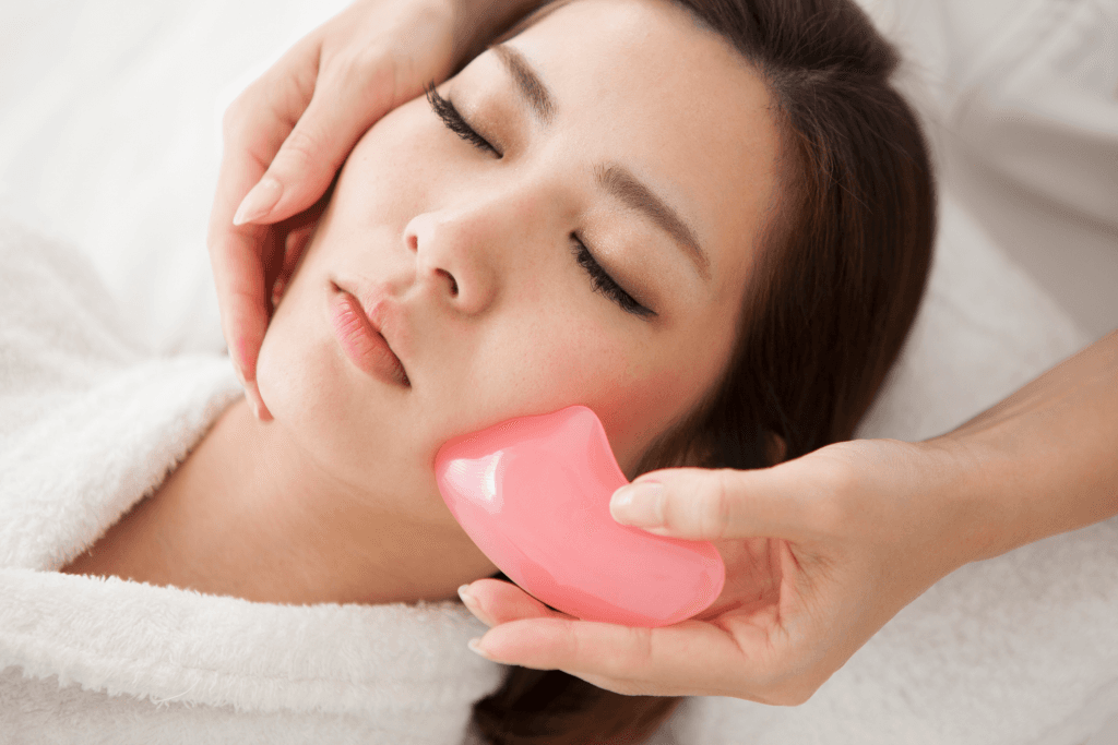 gua-sha-facial-1571671460
