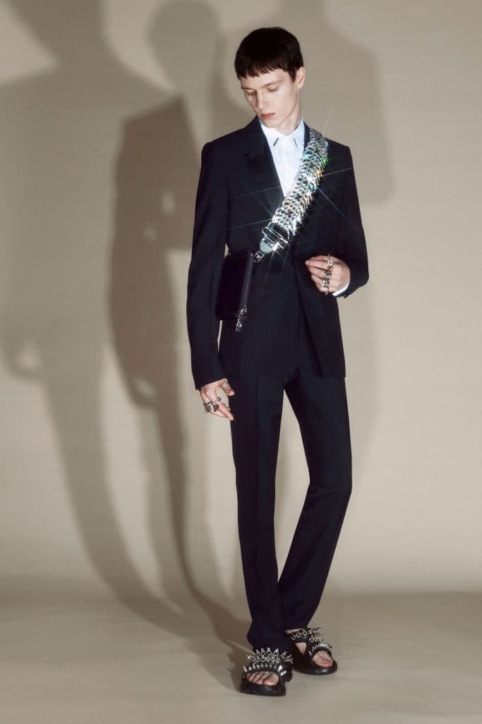 00040-Givenchy-Pre-Fall-21