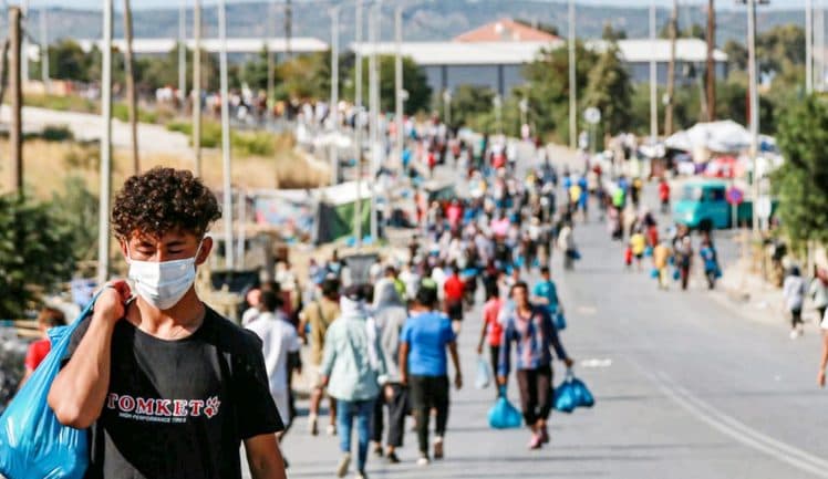 كتاب أسود ينتقد ممارسة العنف بحق المهاجرين على الحدود الأوروبية