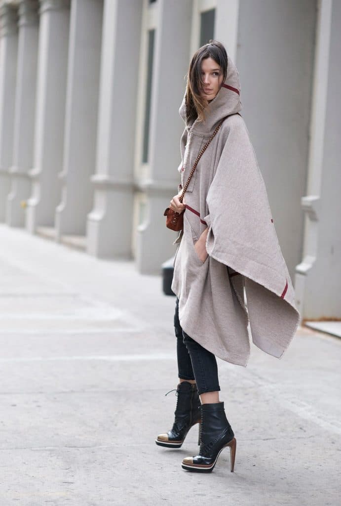 2-Ponchos-Hanneli-Mustaparta_105402264430