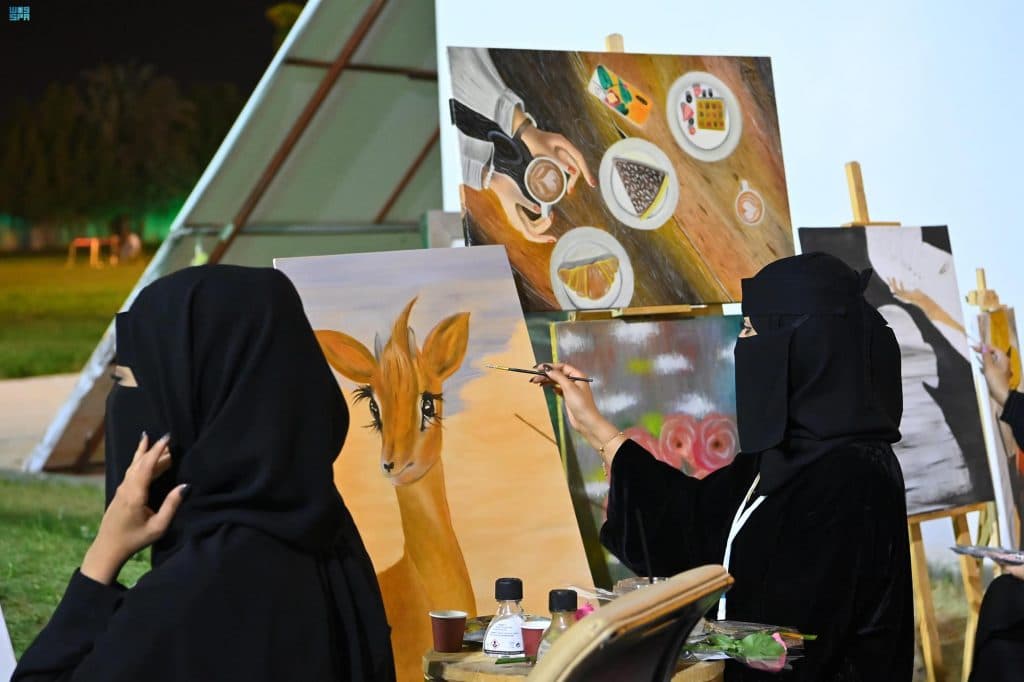 رسومات فنانات “بوليفارد الزيتون” تسطع جمالًا