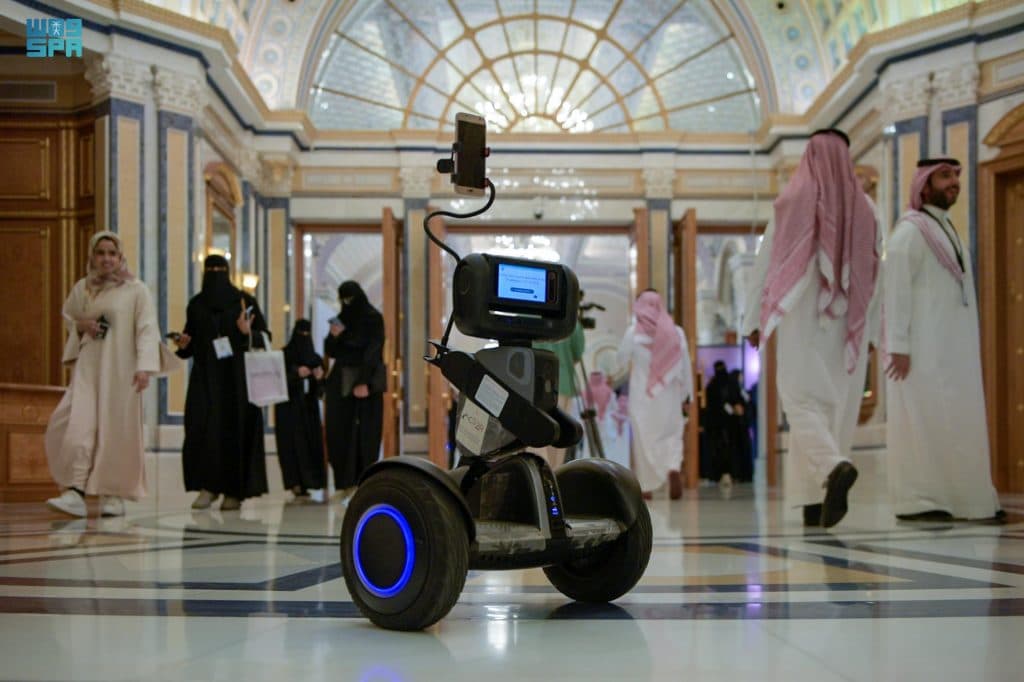 مشاهدات من القمة العالمية للذكاء الاصطناعي