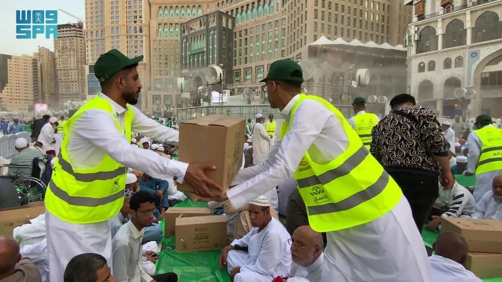 التطوع في المملكة .. قصة نجاح بأرقام مذهلة