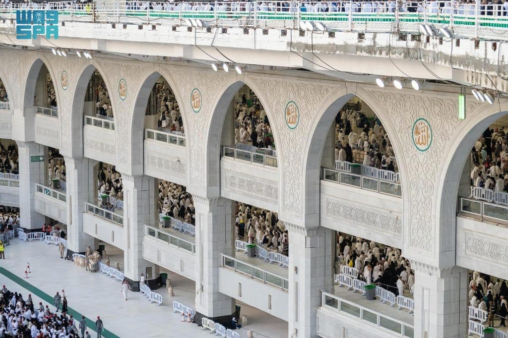الرواق السعودي.. أيقونة بناء ومن مآثر العمارة السعودية للمسجد الحرام