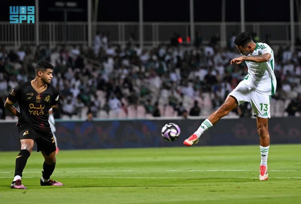 الأهلي يتغلّب على مستضيفه الوحدة 3-2
