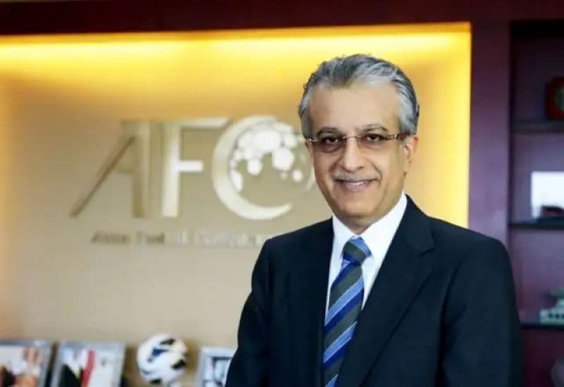 رئيس الاتحاد الآسيوي يُهنئ الأهلي