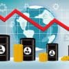 تراجع أسعار النفط والذهب في المعاملات المبكرة اليوم