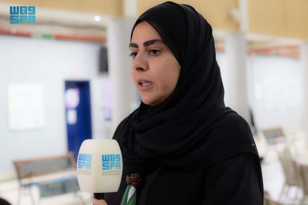 المرأة السعودية في خدمة الحجاج