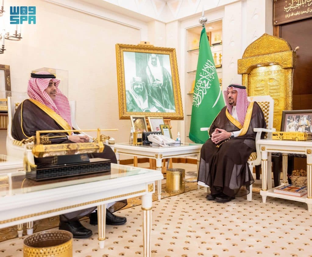 أمير القصيم يستقبل رئيس النيابة العامة بالمنطقة