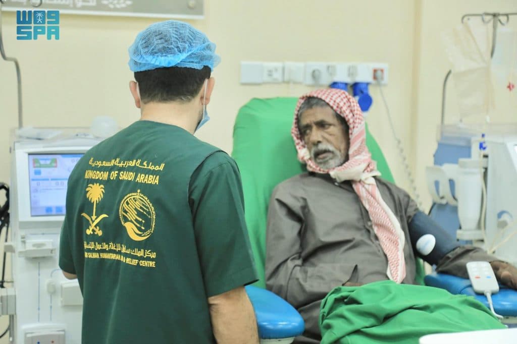 بدعم من “اغاثي الملك سلمان”.. مركز الغسيل الكلوي في الغيضة يقدم خدماته الطبية لـ (126) مستفيدًا