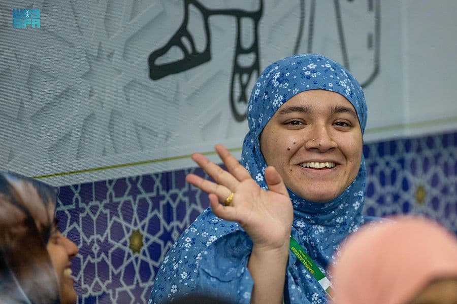 مبادرة “طريق مكة” ترسم الابتسامة على وجوه مستفيديها في بنجلاديش