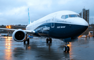 بعد كارثتين.. طائرة بوينغ “737 ماكس” قد يُطوى ملفها للأبد