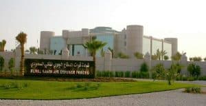 الدفاع تدعو الخريجين للتقدم على شغل 61 وظيفة إدارية