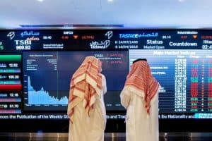 مؤشر سوق الأسهم يلامس 8120.01 نقطة بتداولات تجاوزت 3.9 مليار ريال
