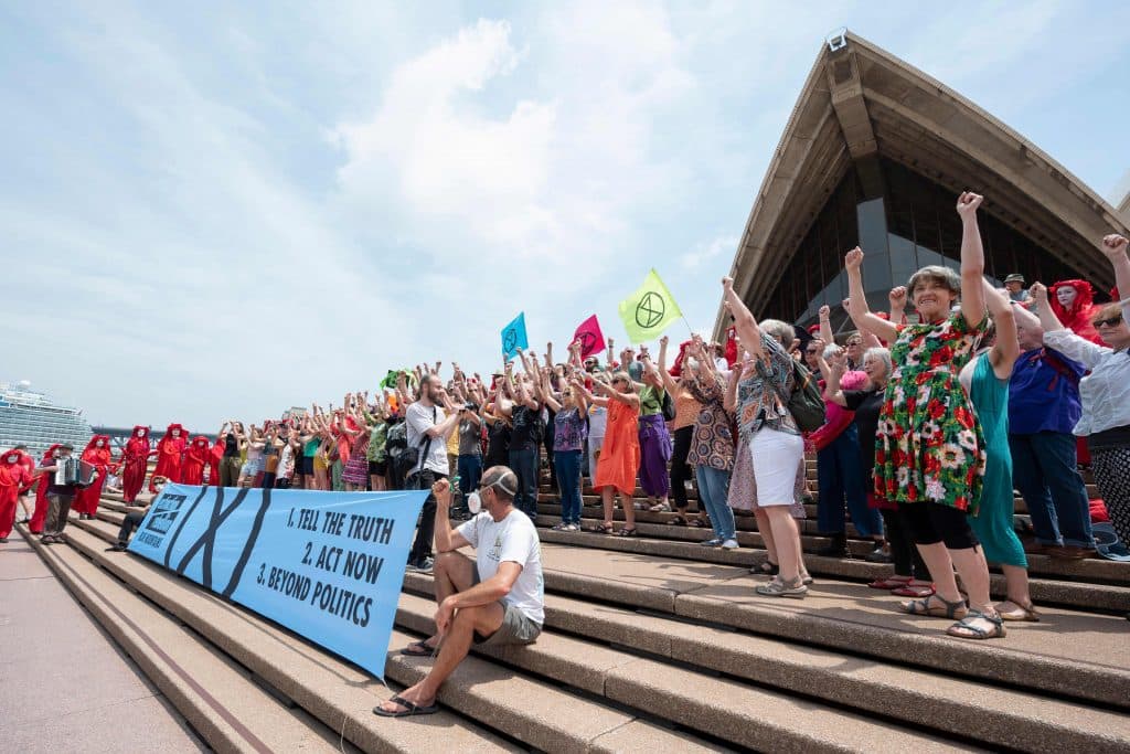 AUSTRALIA-CLIMATE-ENVIRONMENT-FIRE-PROTEST