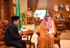مشعل بن ماجد يستقبل القنصل العام الإندونيسي بجدة