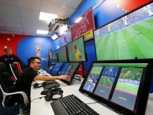 الاتحاد العربي لكرة القدم يقيم دورة للحكام في تقنية “VAR” بإشراف “FIFA”