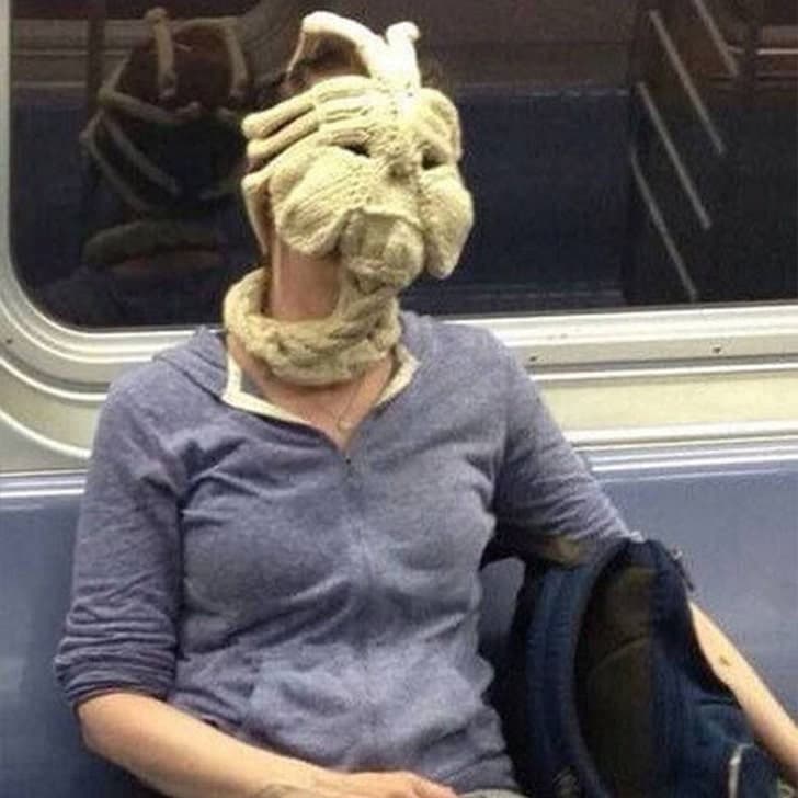 Alien-Grandmas-Knitting-Christmas-Again-min
