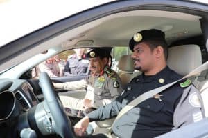 مدير الأمن العام يدشن منظومة مركبات دوريات الأمن الجديدة.. ويحث على استخدام الدرجات النارية