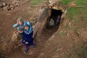 مقتل 5 مدنيين بغارات روسية في إدلب