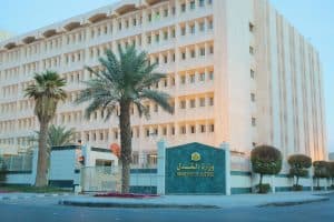 المحاكم وكتابات العدل تنفذ 160 ألف عملية الأسبوع الماضي