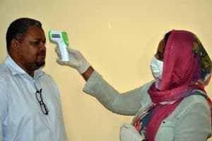 الصحة السودانية تسجل حالتين جديدتين مصابة بكورونا