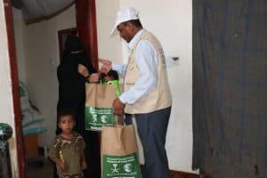 مركز الملك سلمان للإغاثة ينفذ مشاريع للأيتام وأسرهم في اليمن