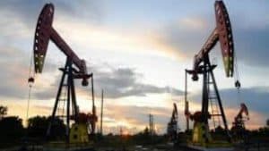 سعر نفط خام القياس العالمي يرتفع بنسبة 2.27 %