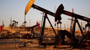 سعر نفط خام القياس العالمي يرتفع بنسبة 0.8%