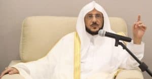 السماح لمؤذني المساجد بترديد تكبيرات العيد