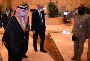 نائب رئيس الوزراء العراقي يصل الرياض