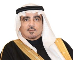 العثيم يهنئ القيادة والأسرة المالكة والشعب السعودي بعيد الفطر المبارك