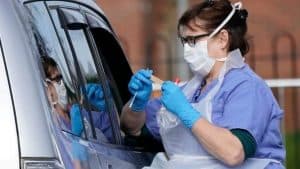 بريطانيا تسجل 359 وفاة جديدة جراء فيروس كورونا المستجد
