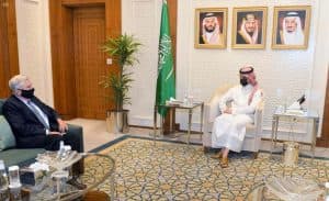 وزير الخارجية يستقبل السفير الأمريكي لدى المملكة