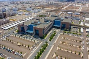 إنقاذ طفل ابتلع بطارية وتوقفت في المريء 16 ساعة