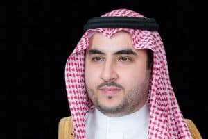 وزير الدفاع يتلقى اتصالًا هاتفيًا من وزير الدفاع المجري