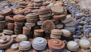 مشروع مركز الملك سلمان للإغاثة “مسام” ينتزع 1,092 لغمًا في اليمن