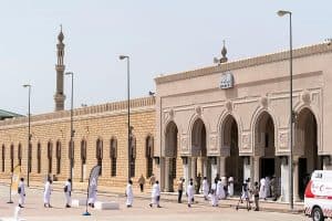 الشؤون الإسلامية تعلن نجاح خطتها في مسجد نمرة في يوم عرفة