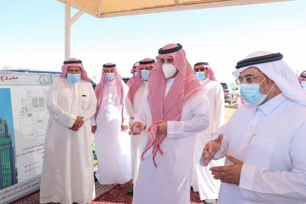 أمير الجوف يوجه بمواصلة تنفيذ أعمال المشروعات البلدية