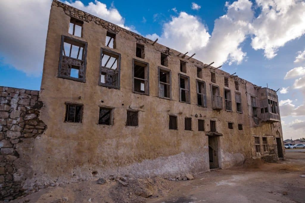 EhkjUs5WoAAWz_a البلدة القديمة – الوجه – تبوك