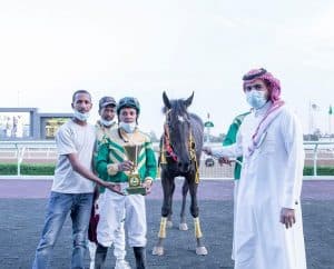 “الخيل” يقيم سباقه الـ 12 على كأس جامعة المؤسس وجائزة النادي
