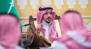 أمير القصيم يؤكد أهمية الحفاظ على الطبقة النباتية وتنمية البيئة