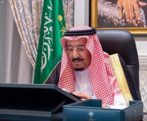 برئاسة الملك..مجلس الوزراء يعقد جلسته عبر الاتصال المرئي