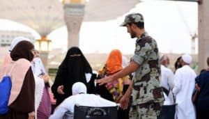 99 عسكرية يباشرن أعمالهن بالقوة الخاصة لأمن المسجد النبوي.. الأسبوع المقبل