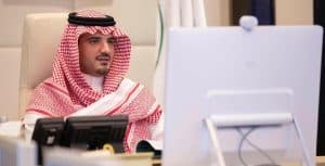 وزير الداخلية يدشن الخدمات الإلكترونية الجديدة للجوازات