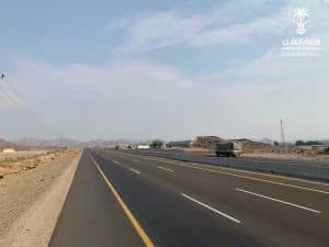 النقل تراقب معدل الإنجاز في مشاريع طرق جازان وعسير ومكة